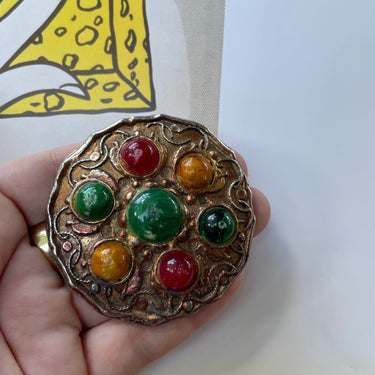 1980s Circle Cabochon Brooch Jewelry Bloomers and Frocks